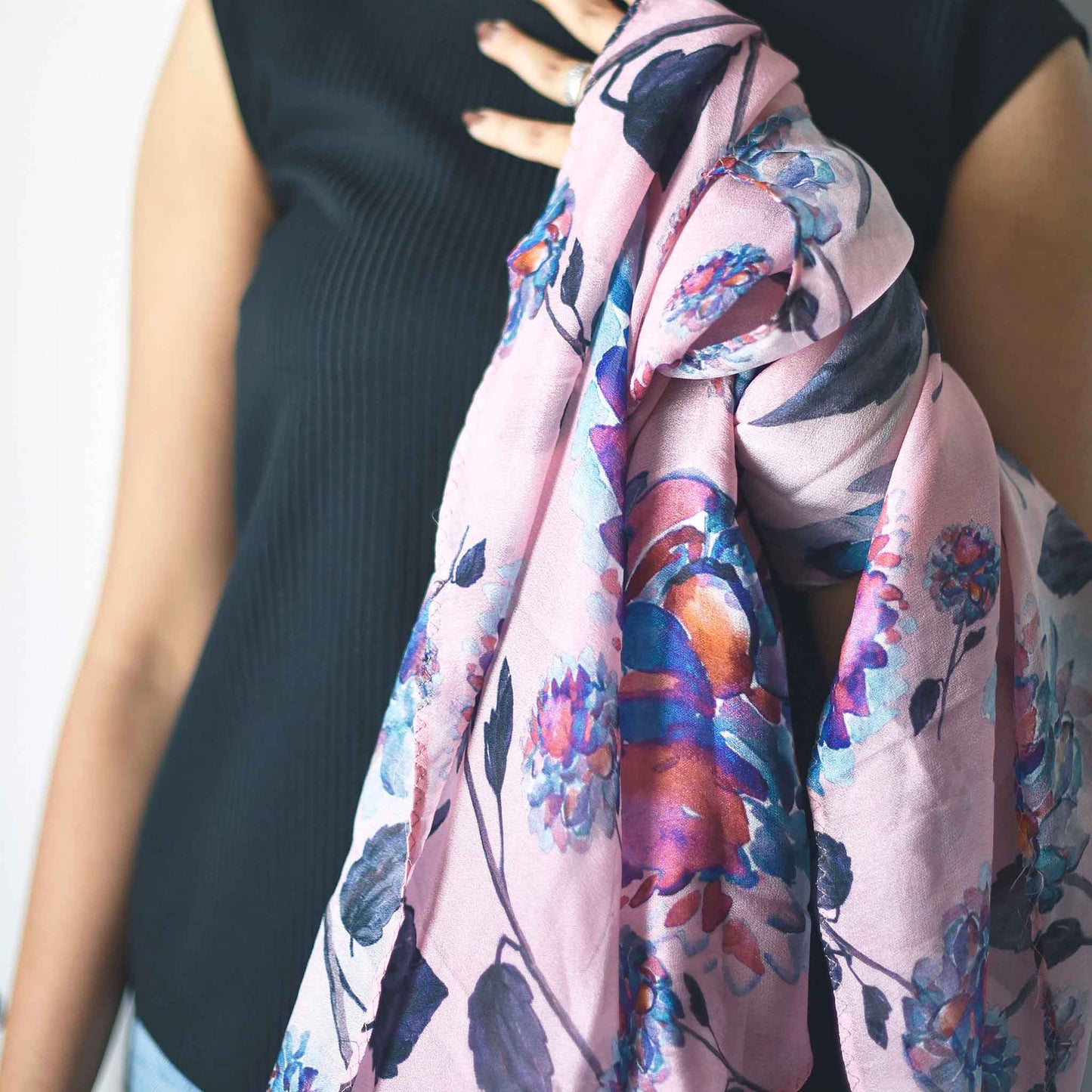 Studio Decorai Scarf Dahlia Dusk - Silk Scarf