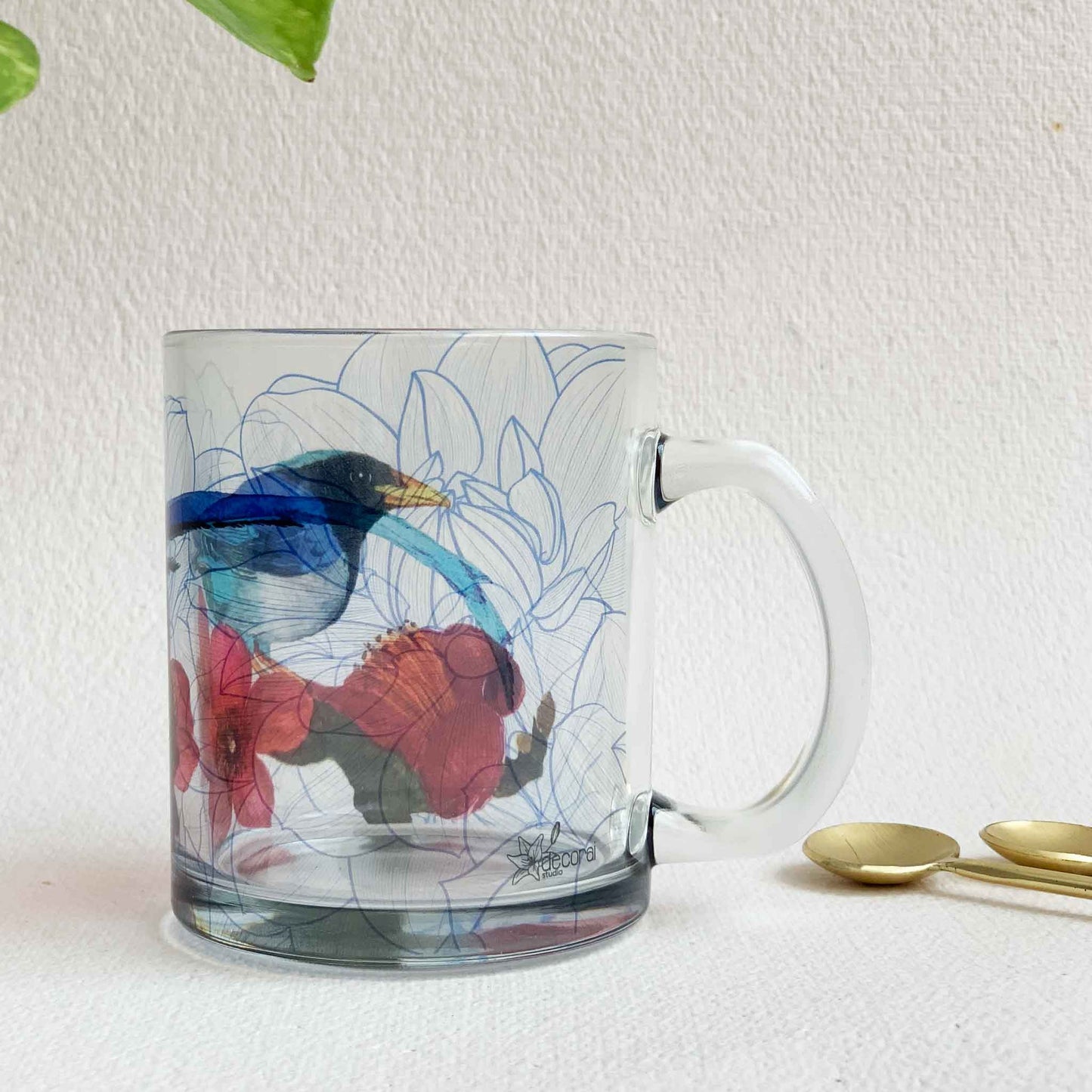 Studio Decorai The Blue Magpie - Birds of India Clear Glass Mug