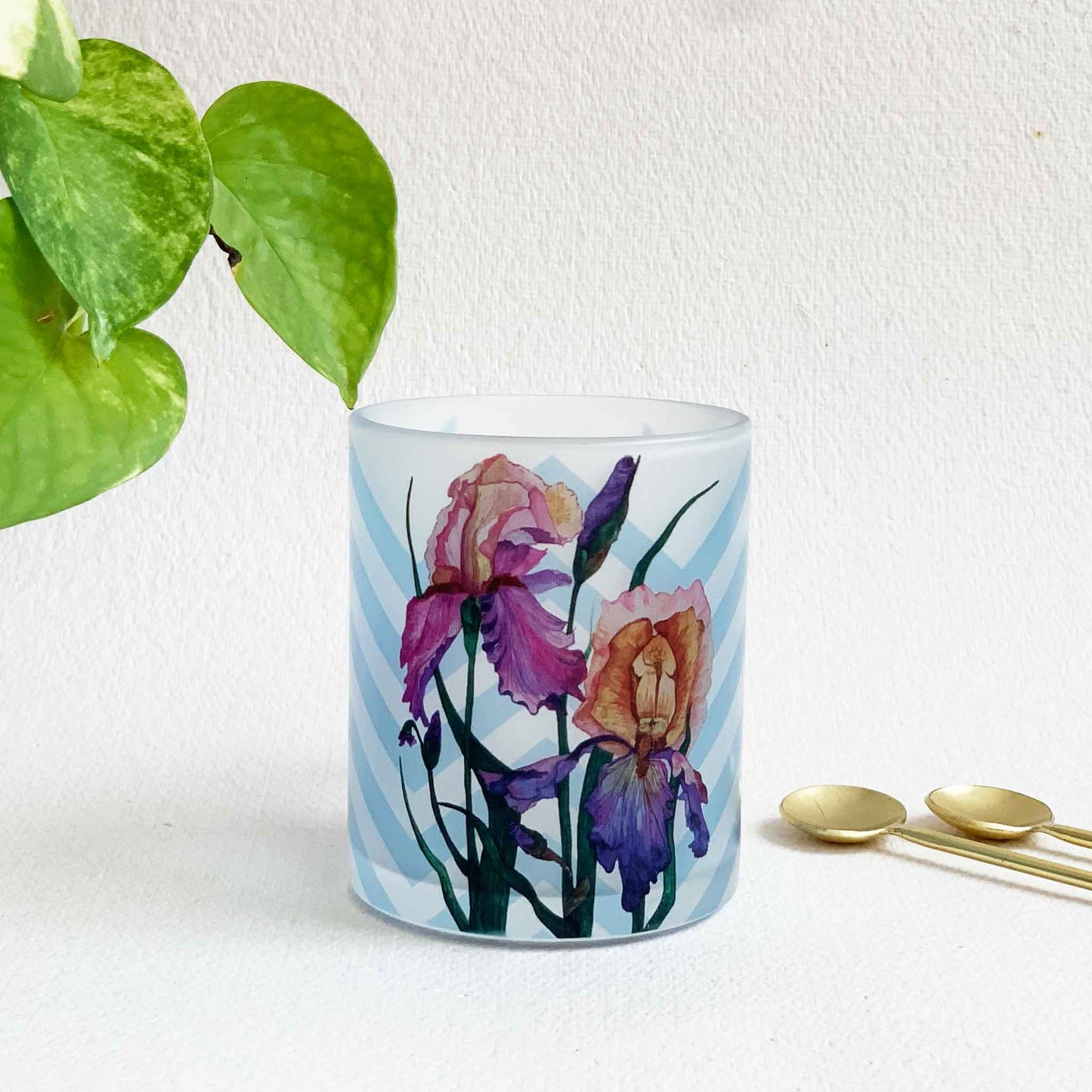 Studio Decorai The Royal Iris - Frosted Glass Mug