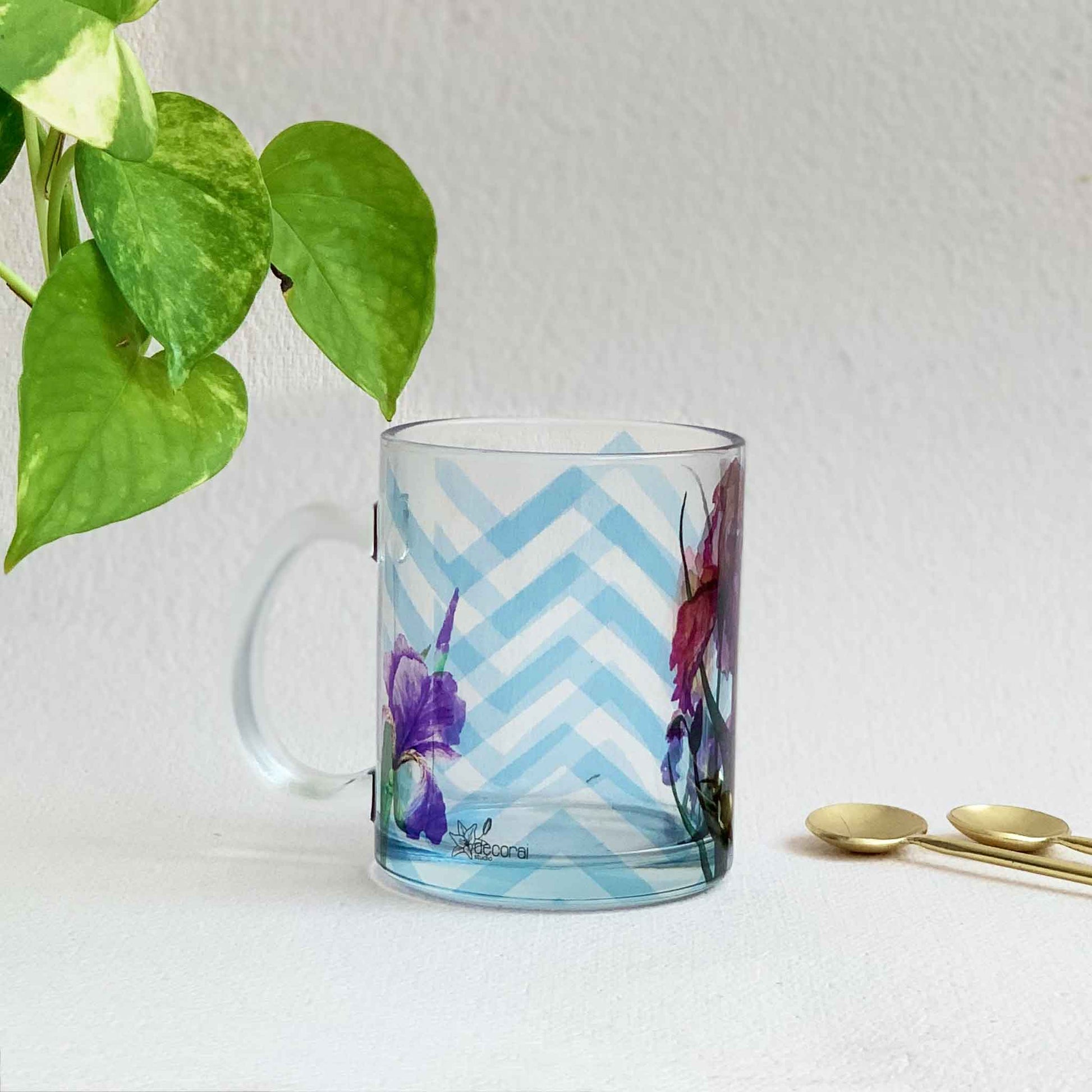 Studio Decorai The Royal Iris - Glass Mug