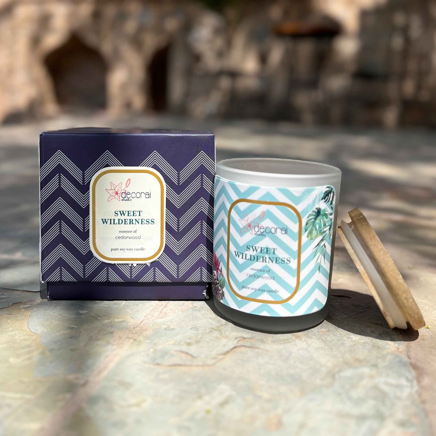 Studio Decorai Sweet Wilderness - Handmade Soy Wax & Essential Oils Candle - Cedarwood