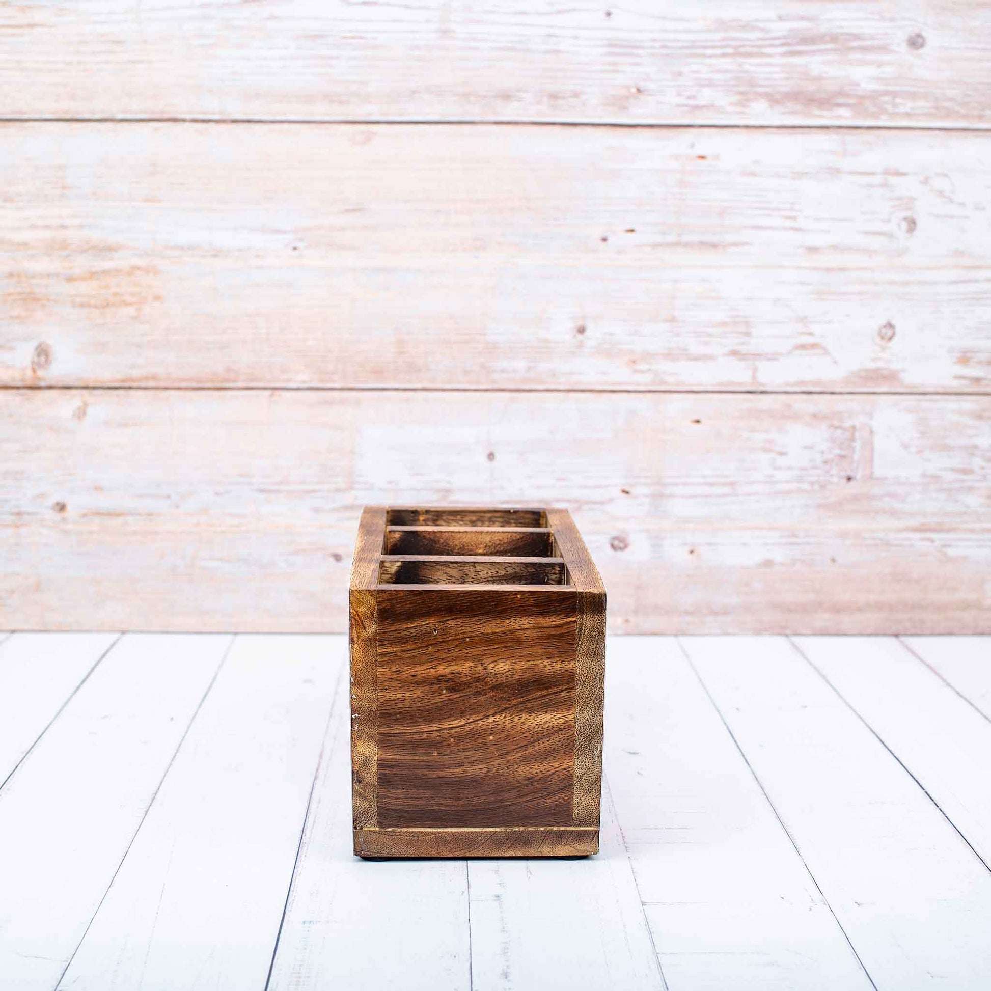 Studio Decorai Tableware Steel Magnolia - Botanical Themed Wooden Cutlery Holder