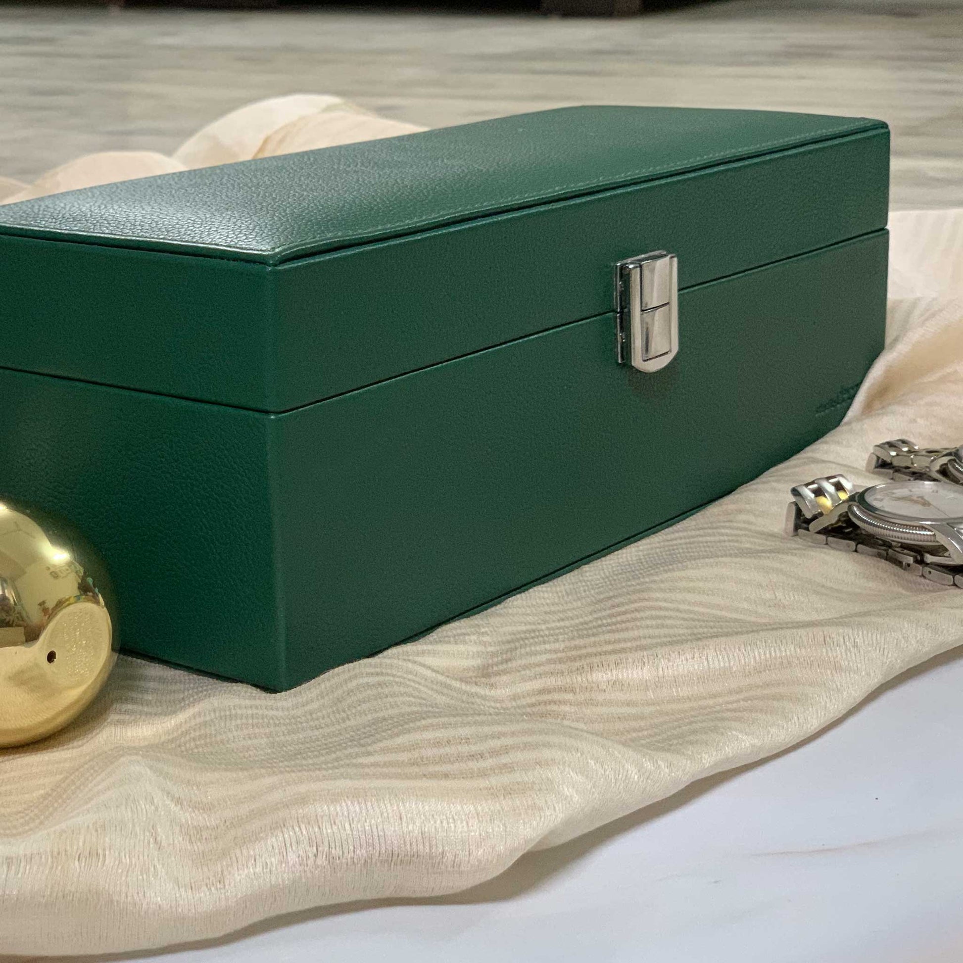 Studio Decorai Watch Box Magnolia Blossoms - Jade - Handcrafted Leather Watch Box